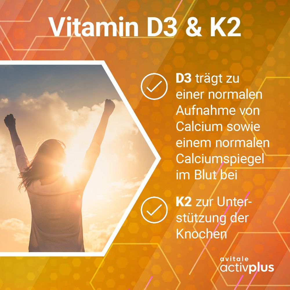 Vitamin D3 & K2. Text mit Informationen. Frau mit erhobenen Armen im Sonnenschein.