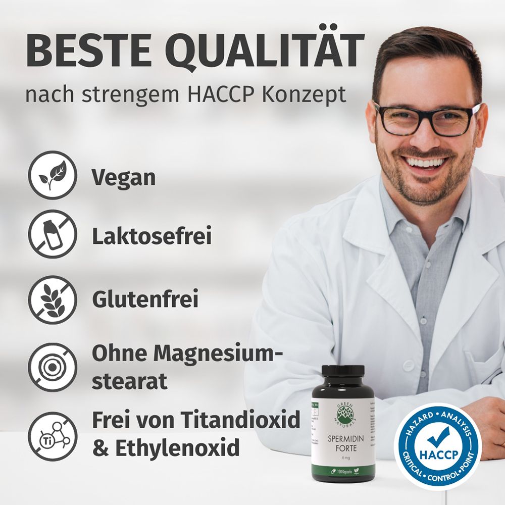 Mann im Arztkittel mit Produktflasche. Links: Siegel für Vegan, Laktosefrei, Glutenfrei, HACCP.