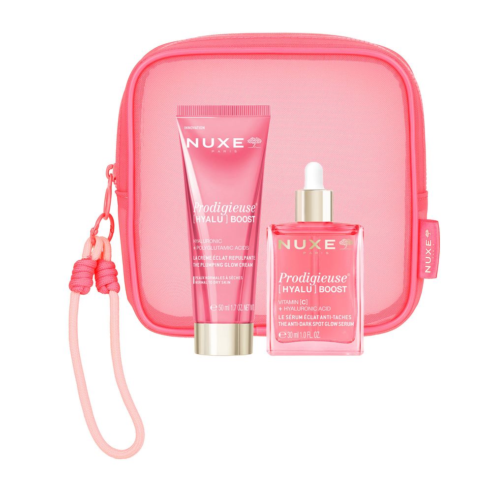 Rosa Kosmetiktasche mit Creme und Serum. Aufschrift: NUXE Prodigieuse Hyalu Boost. Aufschrift: Vitamin C + Hyaluronsäure.
