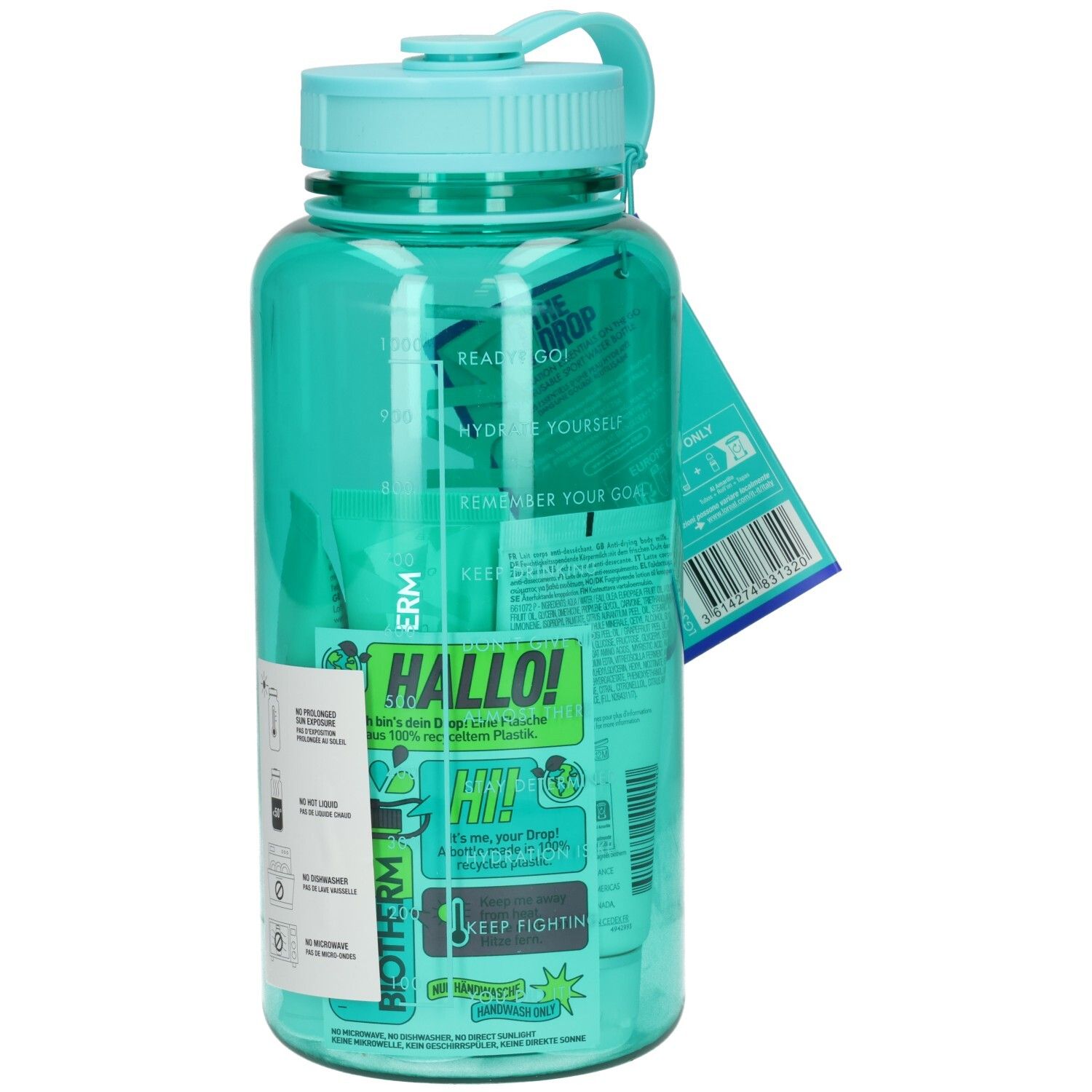 Türkise Wasserflasche mit Pflegeprodukten und Aufklebern mit Texten wie "Hallo!" und "Keep Fighting".