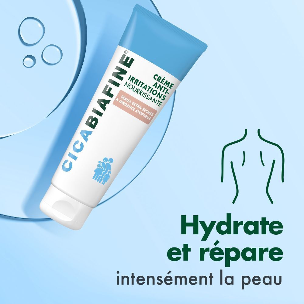 Tube de crème CicaBiafine®. Texte: Hydrate et répare intensément la peau. Gouttes d'eau en arrière-plan.
