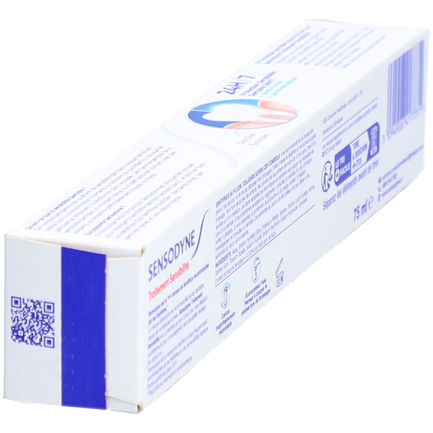 Emballage de dentifrice Sensodyne. Blanc, bleu et rouge. Logo Sensodyne. Code QR et code-barres. Texte et logos.