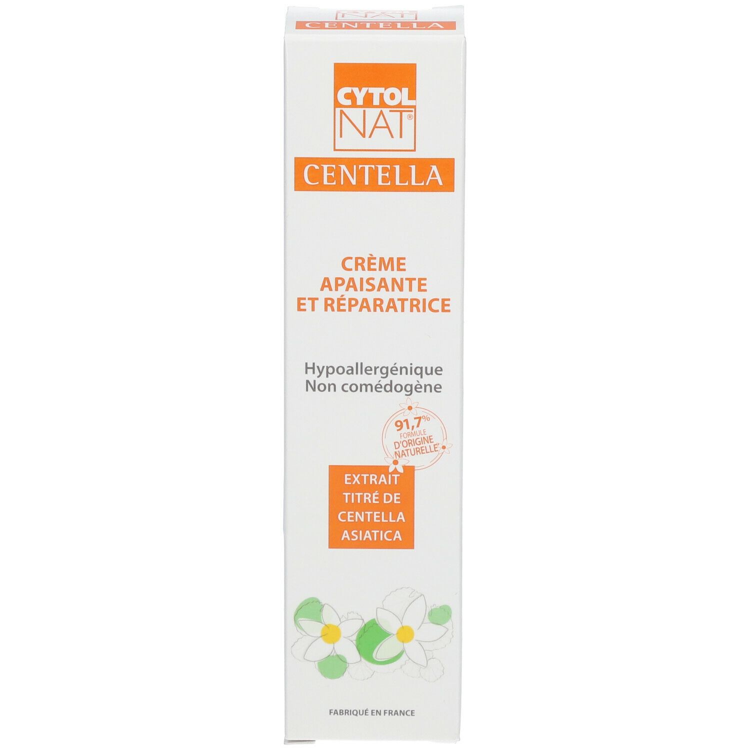 Produktverpackung. Aufschrift: CYTOLNAT CENTELLA, Crème apaisante et réparatrice. Hypoallergen. 91,7% natürliche Inhaltsstoffe.