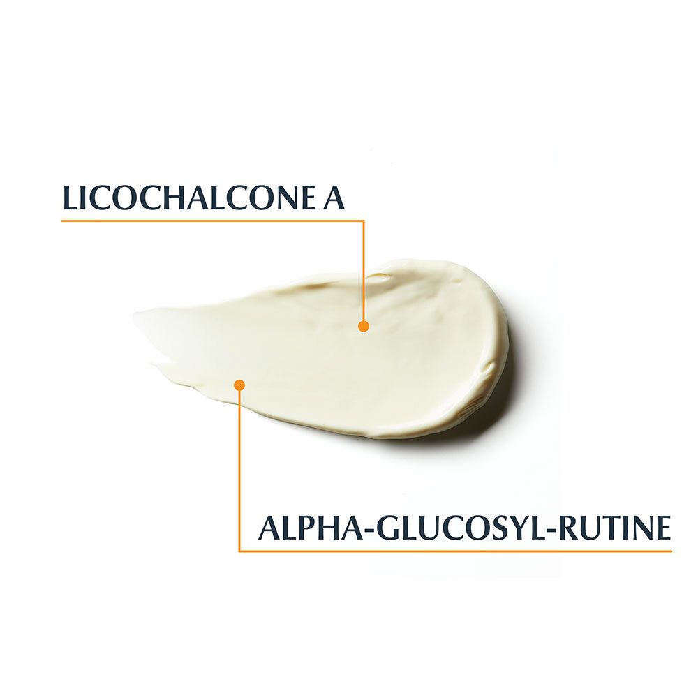 Échantillon de crème avec texte: Licochalcone A, Alpha-Glucosyl-Rutine. Fond blanc.