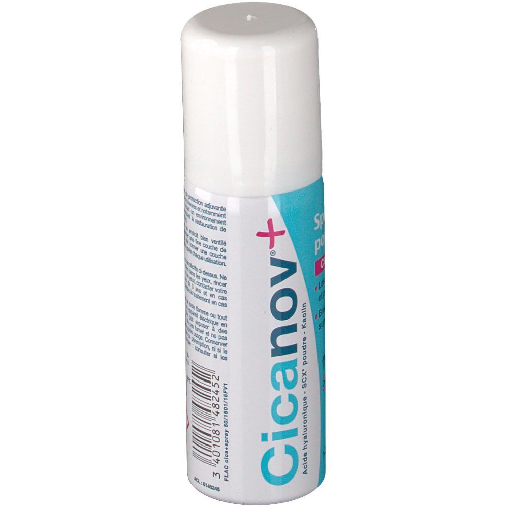 Flacon spray en biais. Étiquette turquoise et blanche avec nom et texte du produit. Visible : Cicanov+, ingrédients, numéro de lot, code-barres.