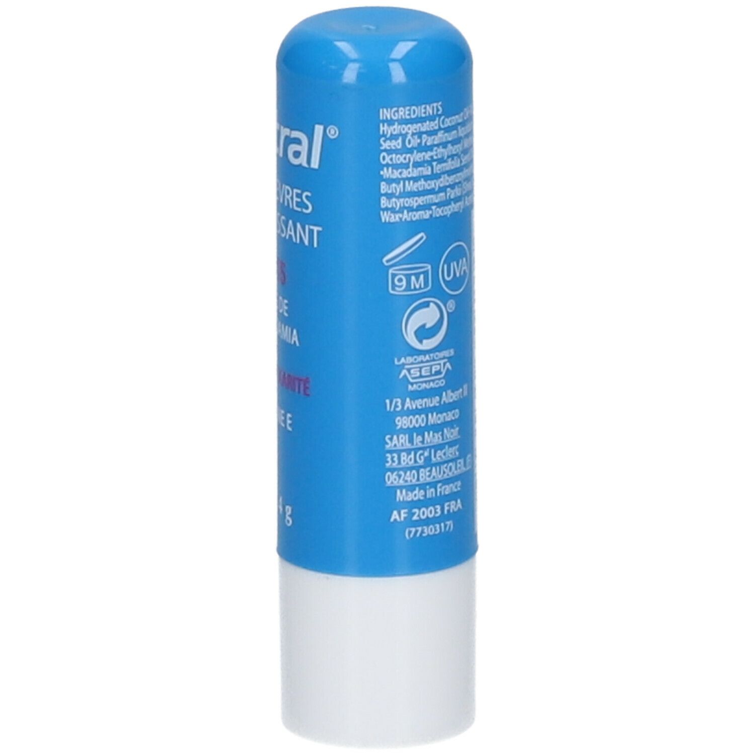 Stick à lèvres bleu avec base blanche. Ingrédients, logo UVA et informations du fabricant au dos. Symbole 9M.