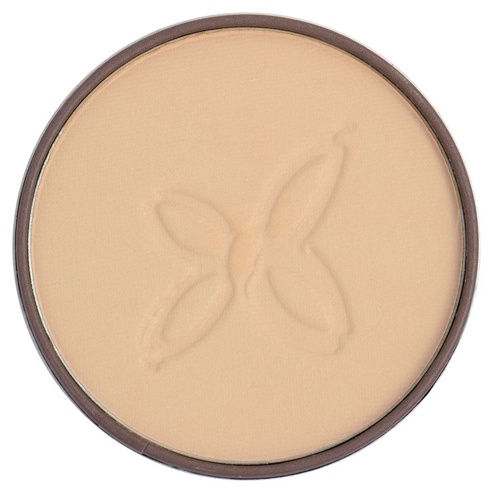 Hellbeige Kompaktpuder. Runde Form. Geprägtes Schmetterlingsmuster auf der Oberfläche. Brauner Rand.