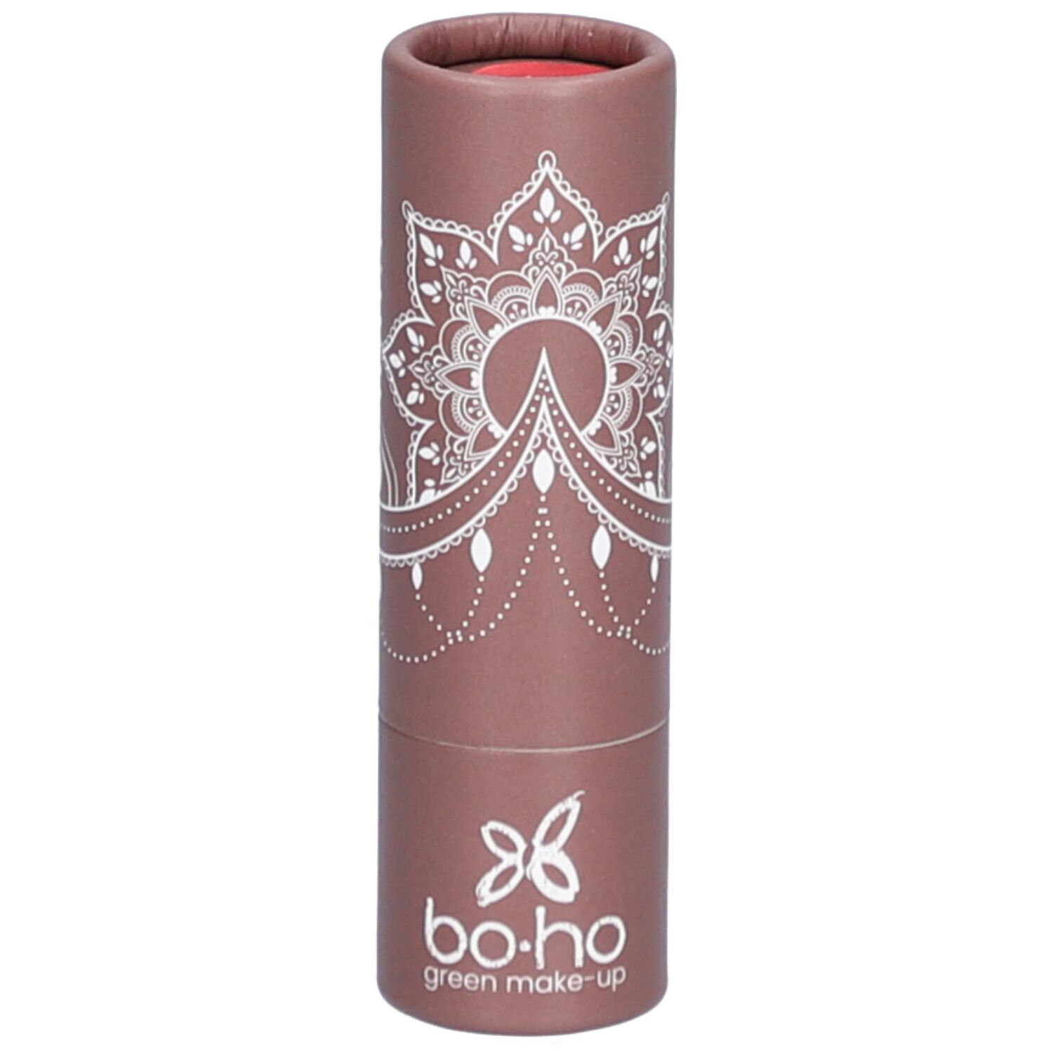 Emballage cylindrique marron avec motif blanc et logo. Rouge à lèvres rouge visible. Marque : bo-ho green make-up.