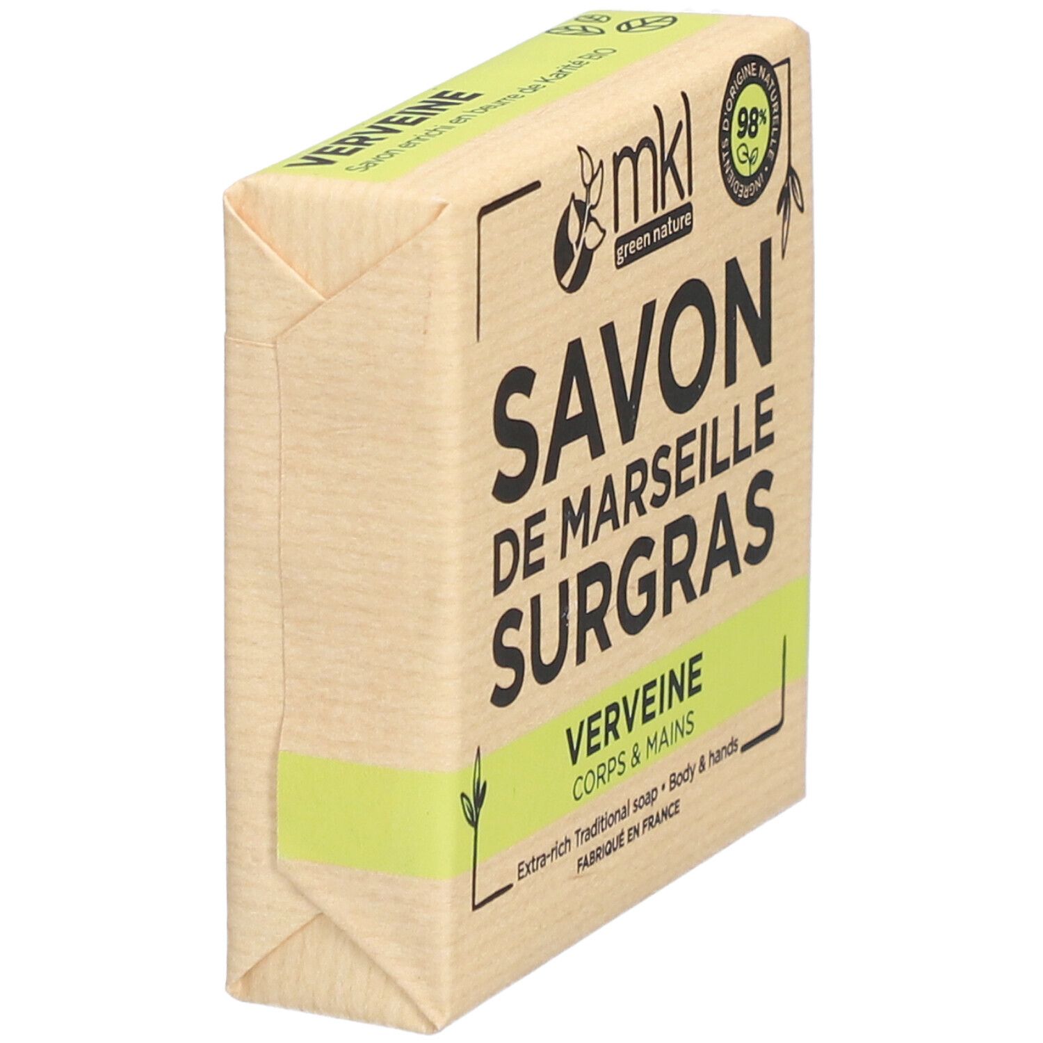 Rechthoekige zeep verpakt in papier. Opschrift: SAVON DE MARSEILLE SURGRAS VERVEINE. Merk: mkl green nature. 98% natuurlijke ingrediënten.