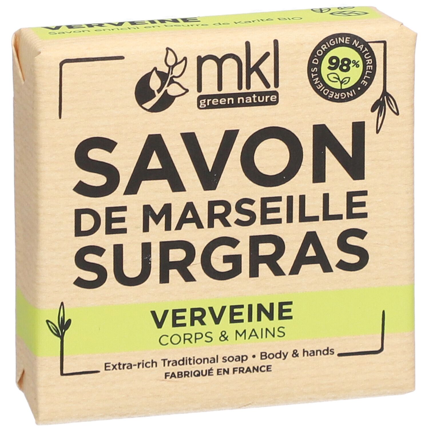 Rechthoekige zeep verpakt in papier. Opschrift: SAVON DE MARSEILLE SURGRAS VERVEINE. Merk: mkl green nature. 98% natuurlijke ingrediënten.