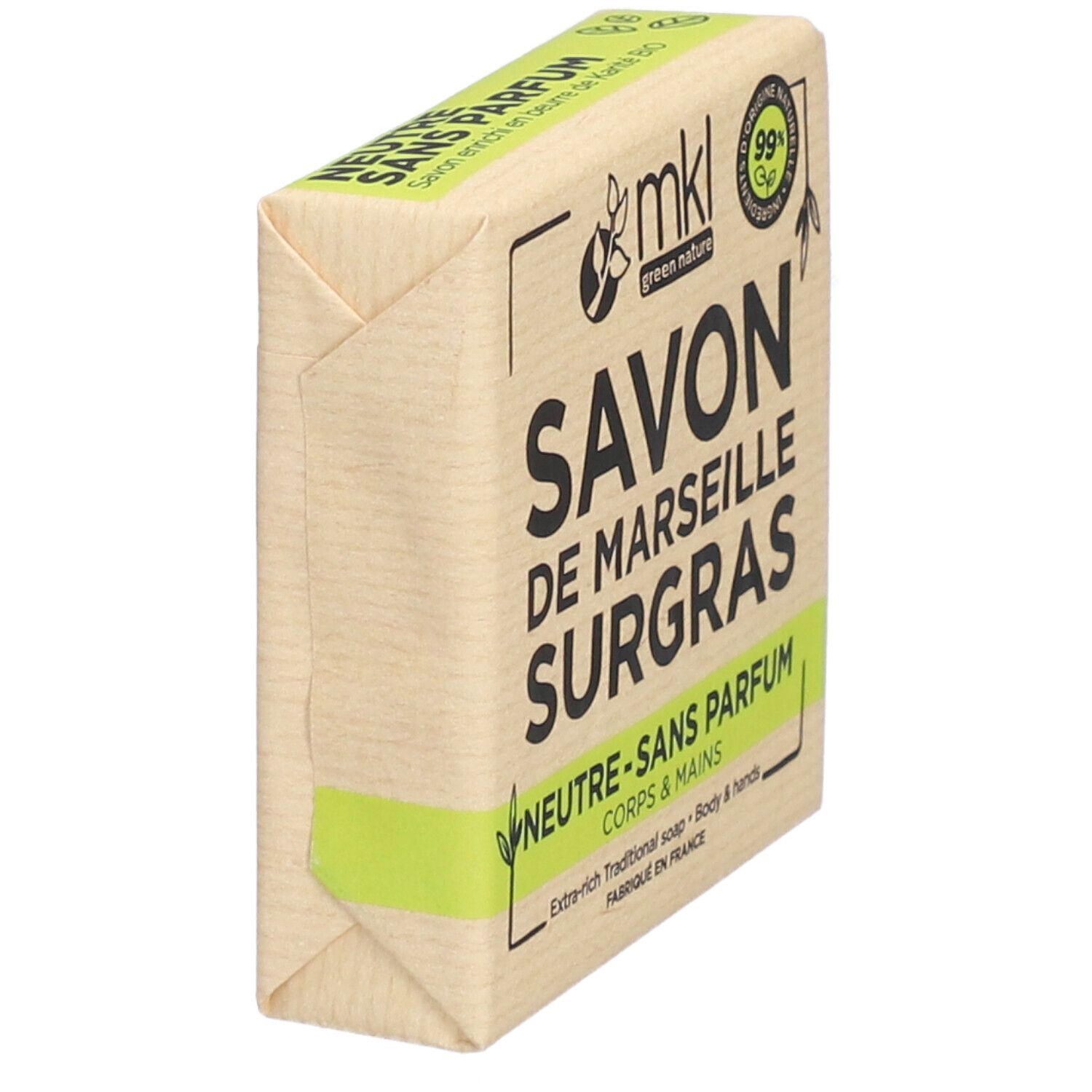 Seife in Papierverpackung. Aufschrift: Savon de Marseille Surgras Neutre Sans Parfum. Seitenansicht.