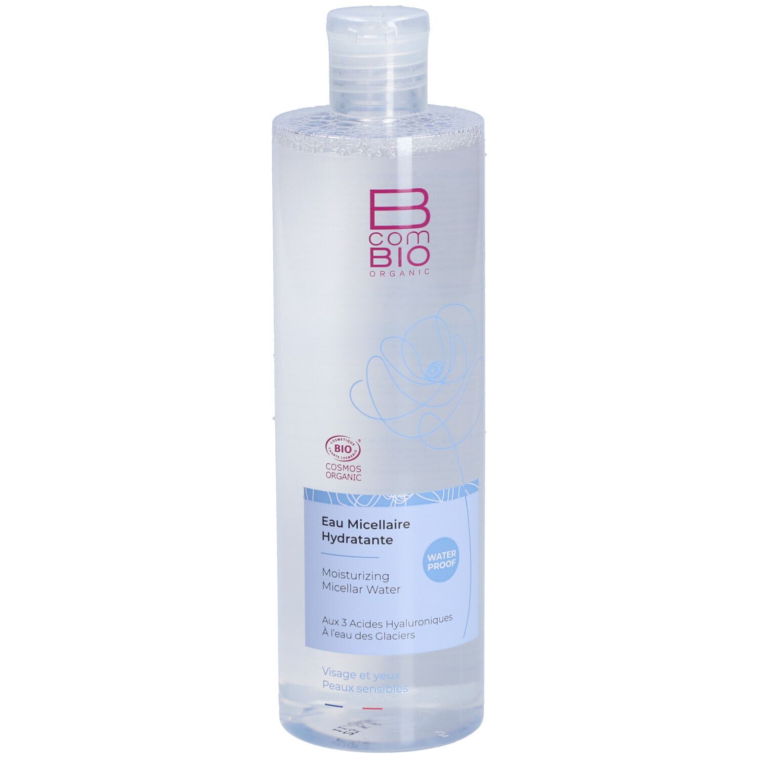 Transparante fles met witte dop. Opschrift: B COM BIO ORGANIC, Eau Micellaire Hydratante, Water Proof.