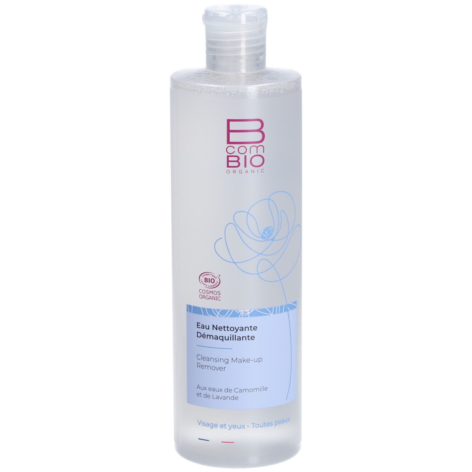 Flacon transparent avec étiquette. Inscription: B COM BIO ORGANIC, Eau nettoyante démaquillante. Avec camomille et lavande.