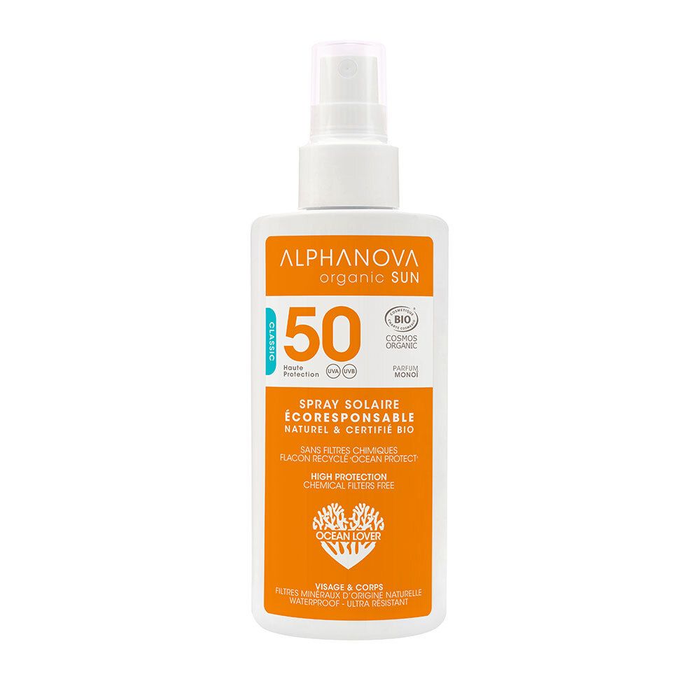 Sonnenspray mit SPF 50. Weiße Flasche mit orangefarbenem Etikett. Text: "Alphanova organic SUN". Bio-Zertifizierung.
