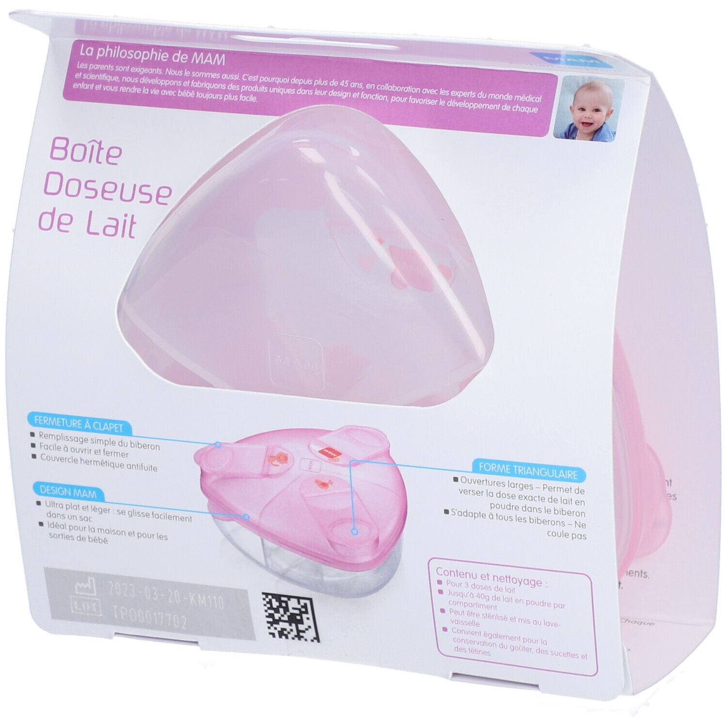 Dos de l'emballage de la boîte doseuse de lait MAM. Boîte rose, forme triangulaire. Nom du produit et logo MAM visibles.