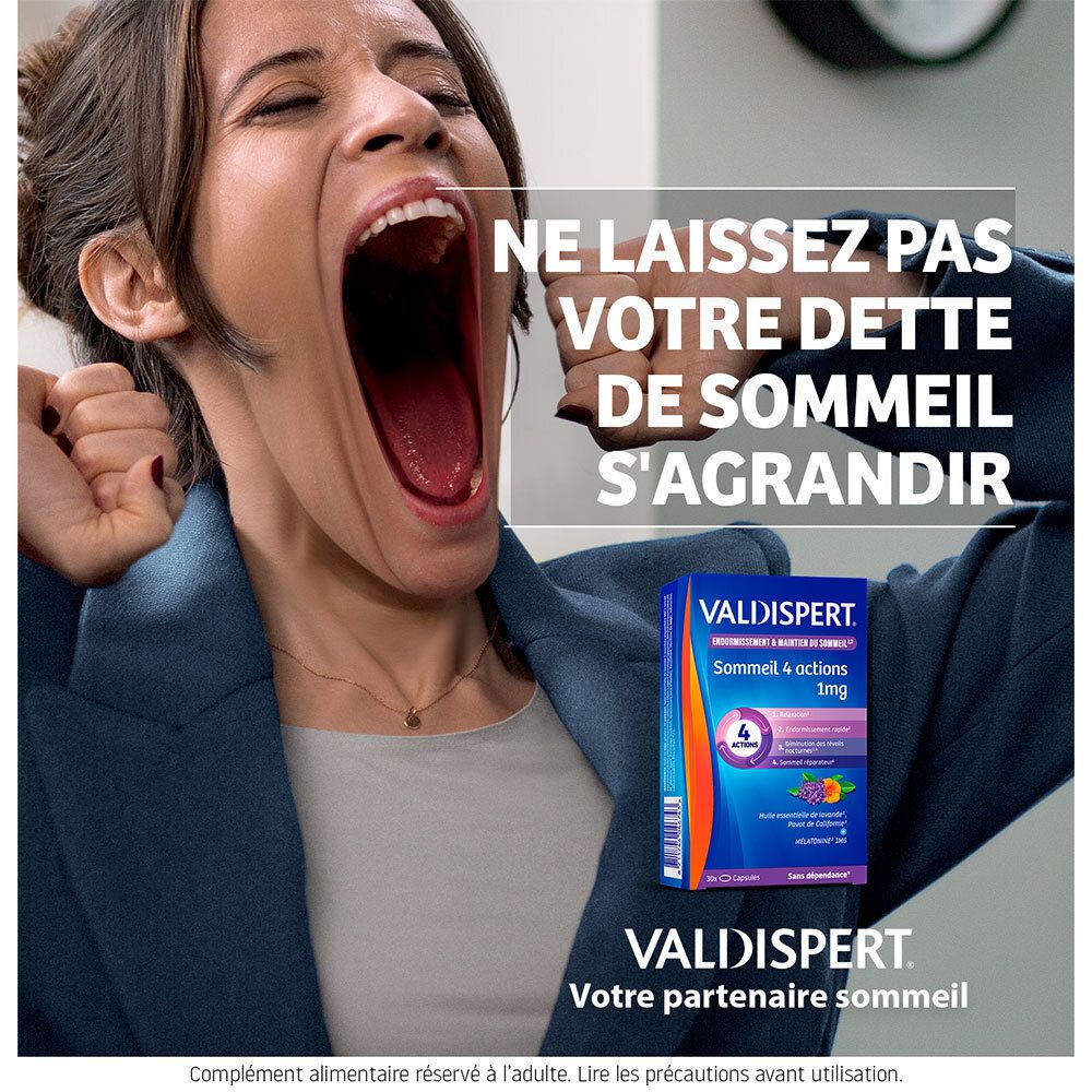 Femme bâillant. Valdispert Melatonine 4 Actions 1mg. Texte : Votre dette de sommeil.