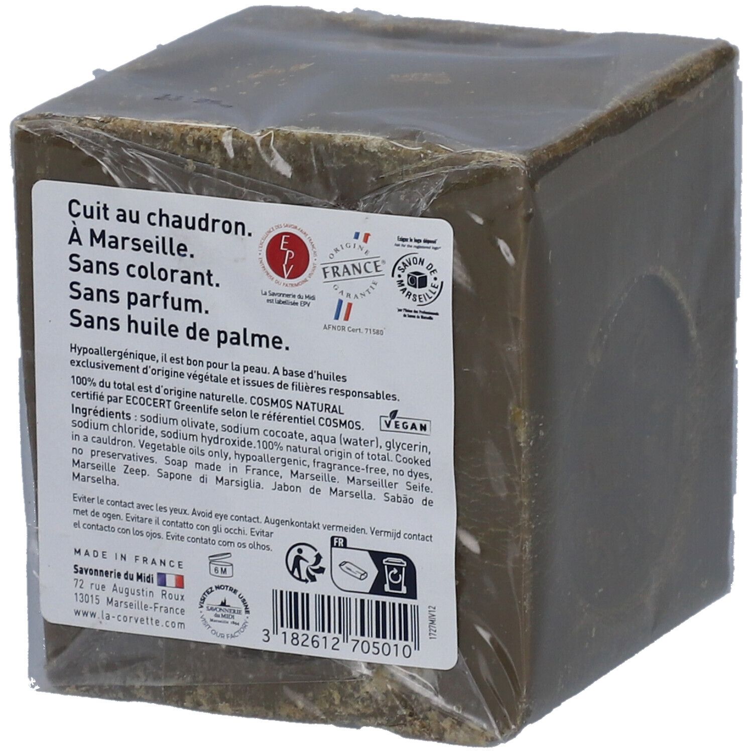 Verpackter Seifenwürfel. Rückseite mit Text: Cuite au chaudron, Marseille, Sans colorant, Sans parfum, Sans huile de palme. ECOCERT.