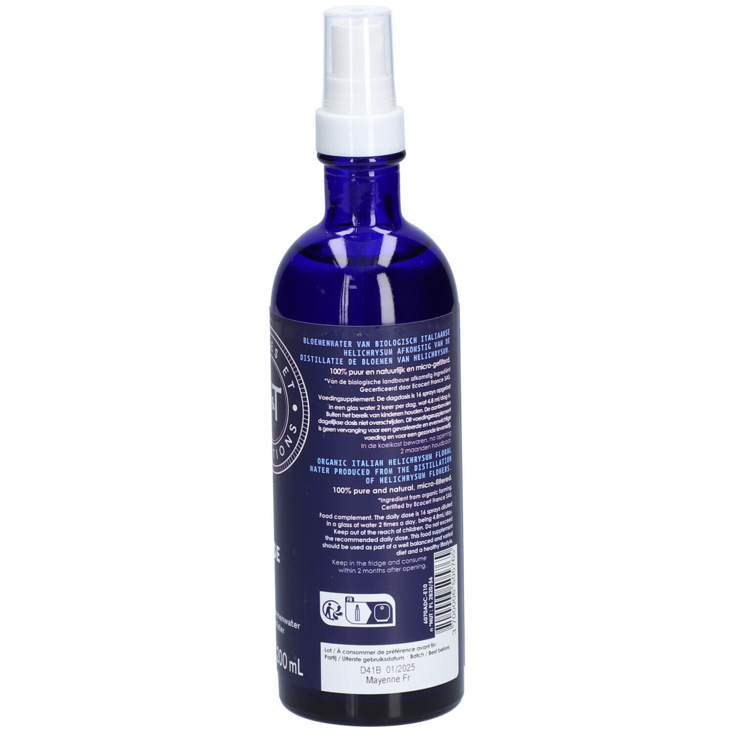 Flacon en verre bleu avec vaporisateur. Dos avec texte en plusieurs langues. Label BIO. Étiquette avec texte.
