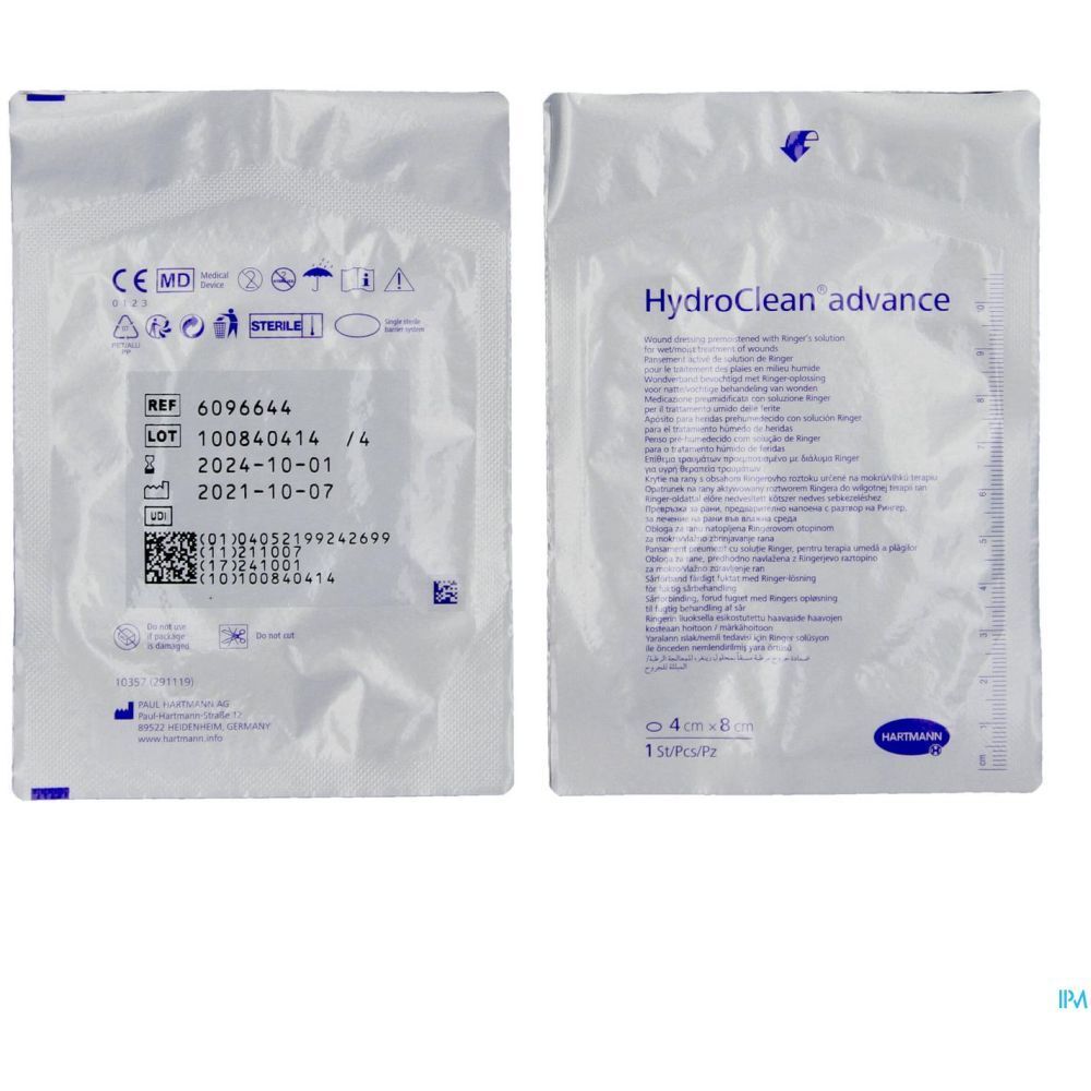 Deux emballages HydroClean advance. Dimensions 4 x 8 cm. Indication stérile. Numéro de lot et date d'expiration.