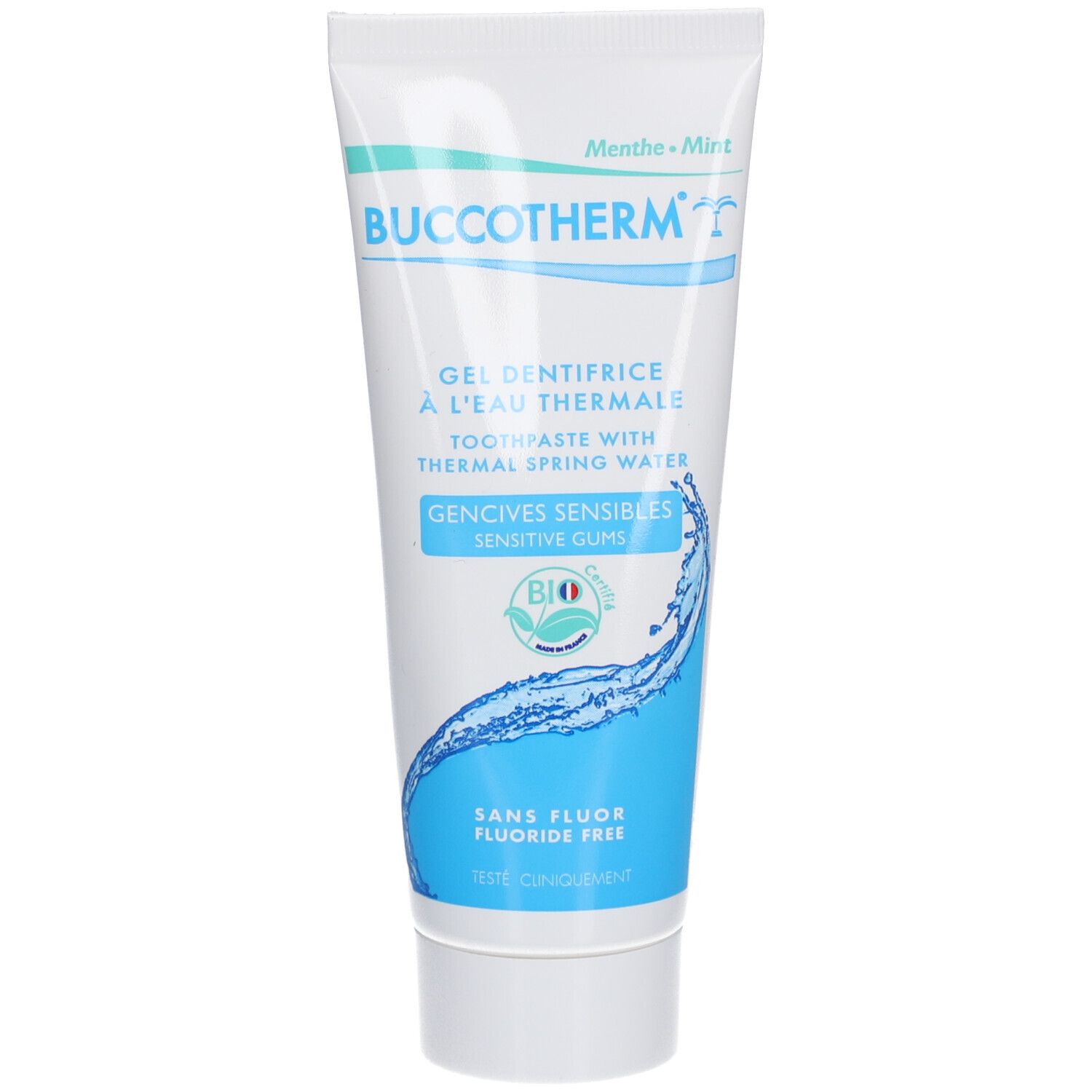 Zahngel-Tube, weiß, blau-türkis Akzente. Aufschrift: Buccotherm, Gel dentifrice à l'eau thermale, Gencives sensibles, Bio-Siegel.