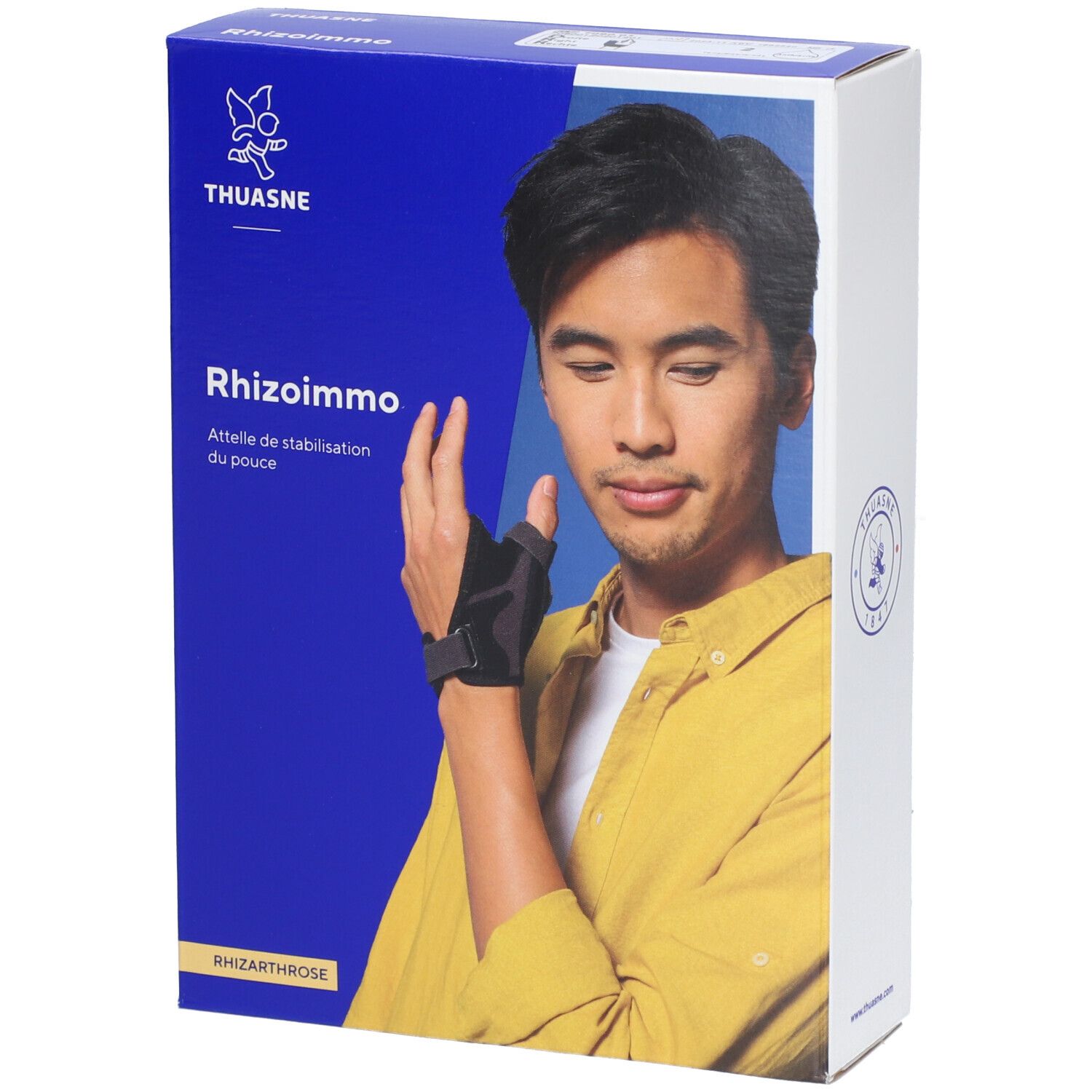 Boîte Rhizommo, attelle de pouce. Homme portant l'attelle. Marque THUASNE. Bleu et blanc.