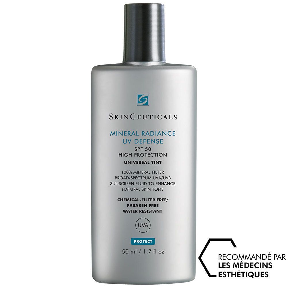 Flacon gris avec bouchon argenté. Inscription: SkinCeuticals, Mineral Radiance UV Defense SPF 50. Recommandé par les médecins.