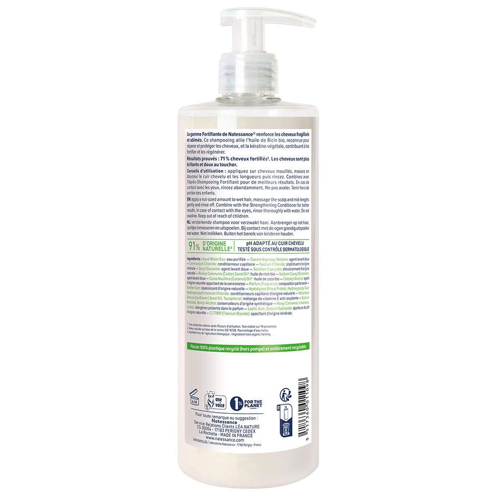 Rückseite der Shampoo-Flasche. Textinformationen über Inhaltsstoffe und Anwendung. Logo: 91% natürliche Inhaltsstoffe.