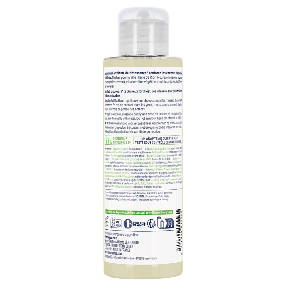 Dos d'un flacon de shampooing. Texte: ingrédients, mode d'emploi, certifications. Marque Natessance. 91% d'origine naturelle.