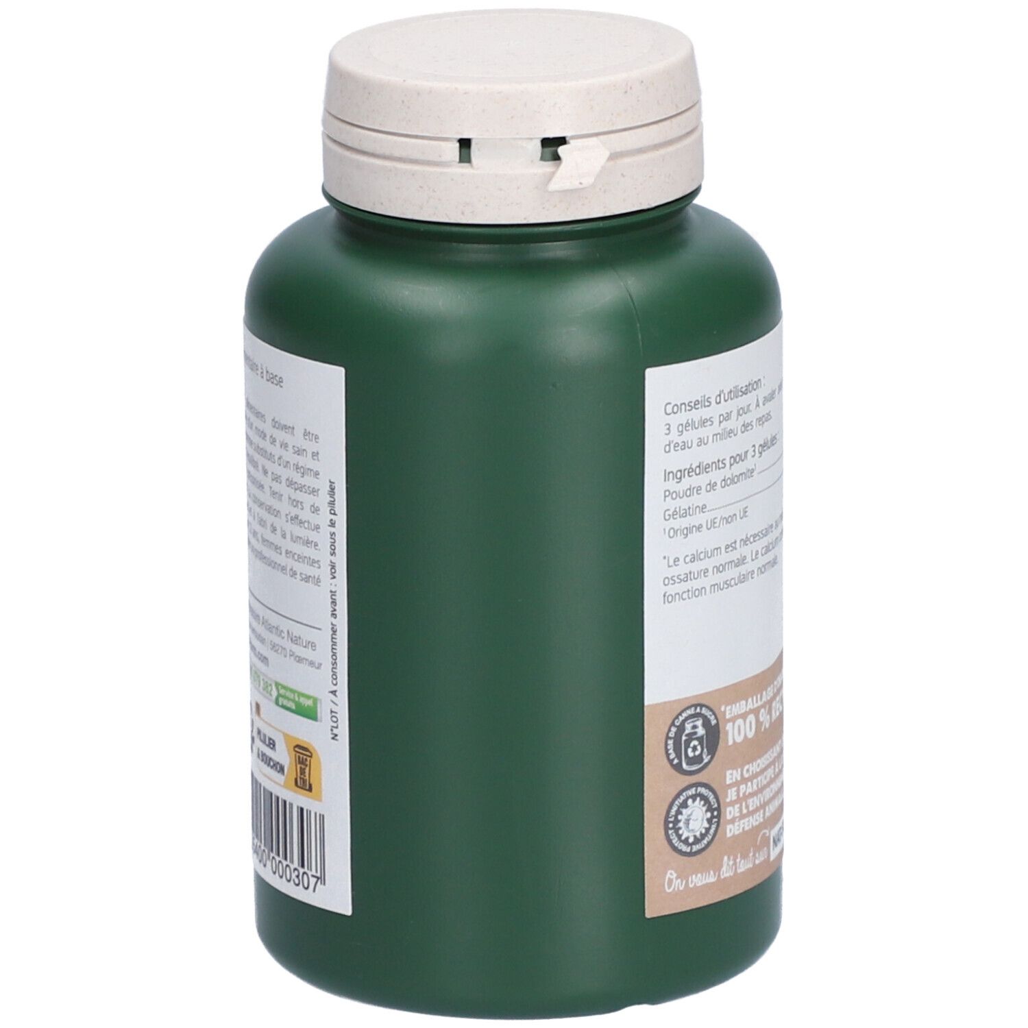 Flacon vert avec bouchon blanc. Inscriptions et informations au dos. Emballage 100% recyclable.