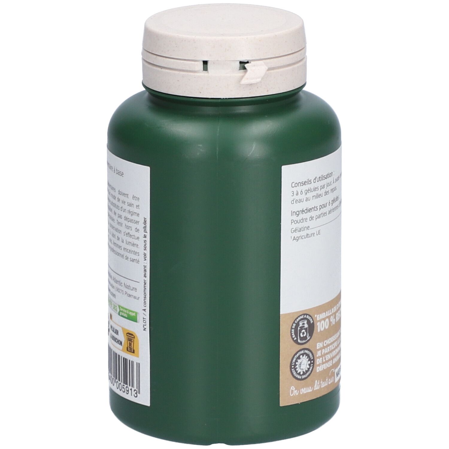 Flacon vert avec couvercle blanc. Dos avec texte. Emballage d'origine végétale. 100% recyclable.
