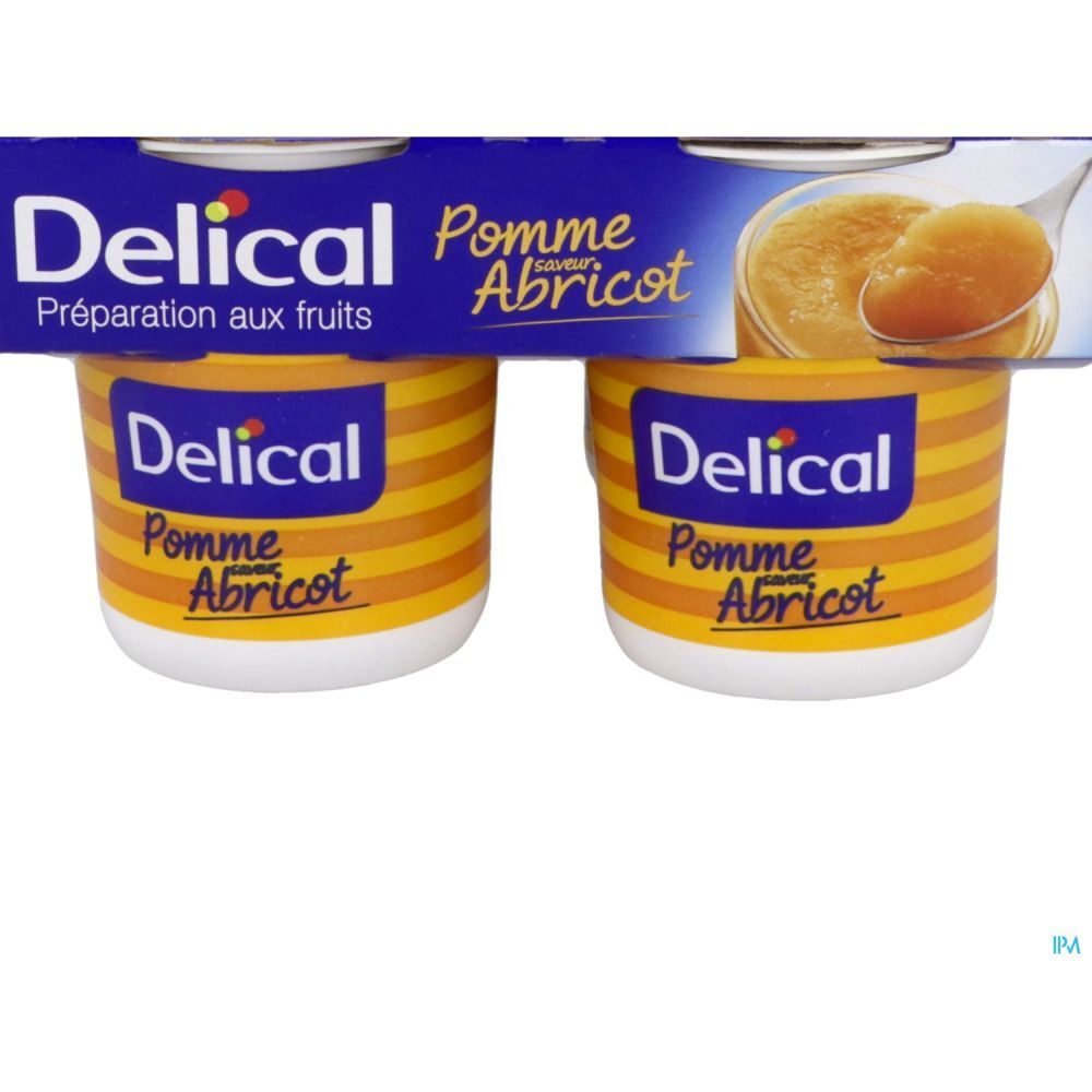 Deux pots de préparation aux fruits. Inscription Delical, Pomme Abricot. Emballage bleu avec image du produit.