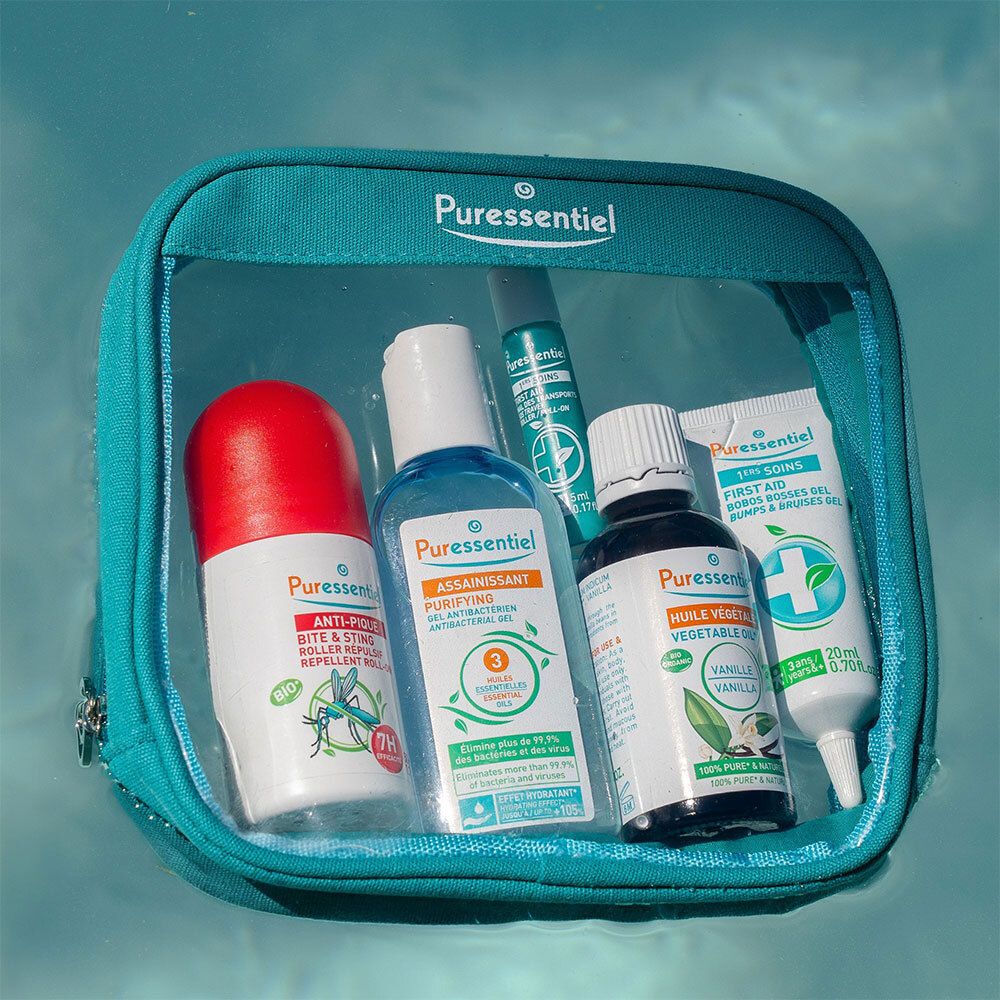 Trousse avec produits. Inscription : Puressentiel. Anti-Bite, Assainissant, Huile Végétale, SOS.