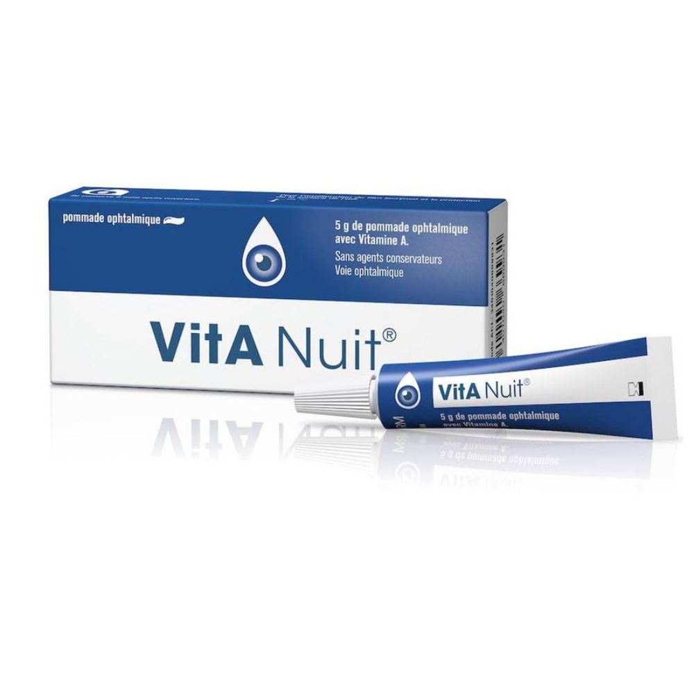 Pommade ophtalmique et boîte pliante. Emballage bleu et blanc. Nom du produit : Vita Nuit. Contient de la vitamine A. Sans conservateur.
