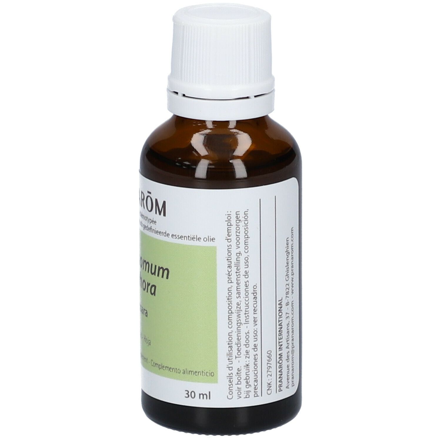 Flacon en verre brun avec bouchon blanc. Étiquette avec nom du produit et nom botanique. Marque : Pranarôm, 30 ml.