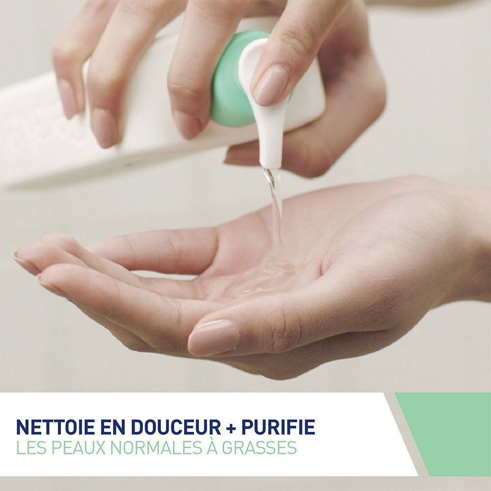 Mains tenant un flacon et versant du liquide dans la paume. Texte: Nettoyage doux + purification.