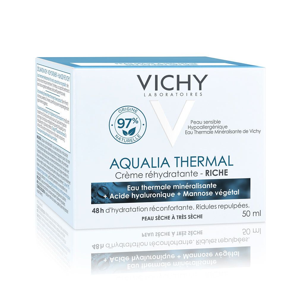 Weiße Schachtel mit blauer Oberseite. Aufschrift: VICHY, AQUALIA THERMAL, Crème réhydratante - RICHE. 50 ml. 97% natürliche Herkunft.