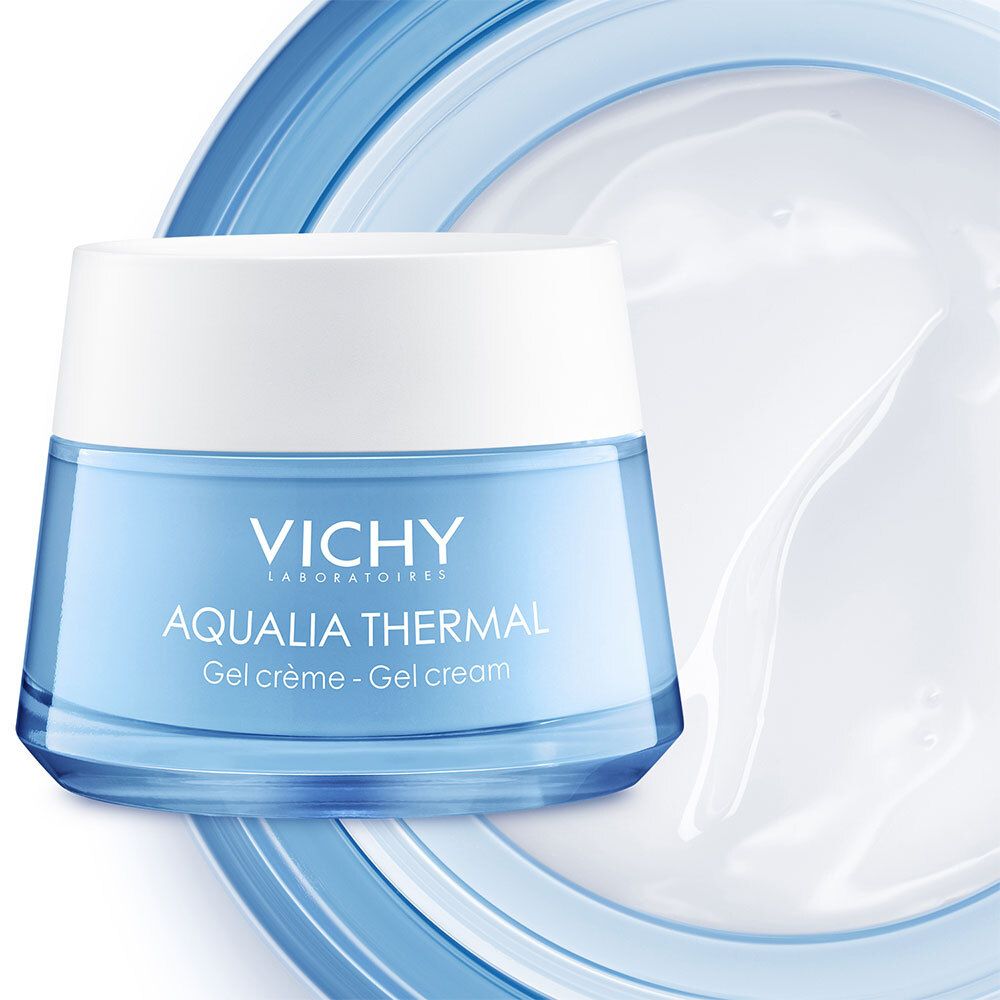 Pot de crème bleu avec couvercle blanc. Inscription : VICHY, AQUALIA THERMAL, Gel crème - Gel cream. Sur fond blanc.