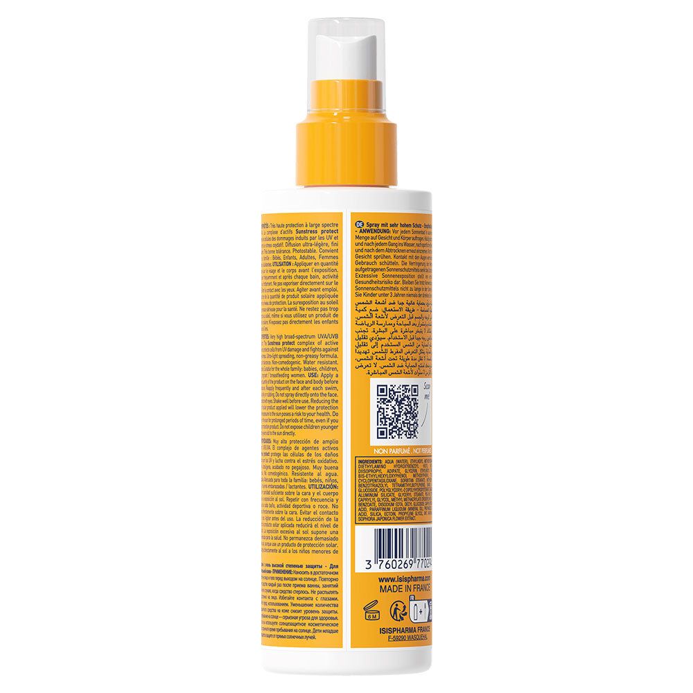 Rückseite der Sonnenspray-Flasche. Text in mehreren Sprachen. QR-Code und Barcode.