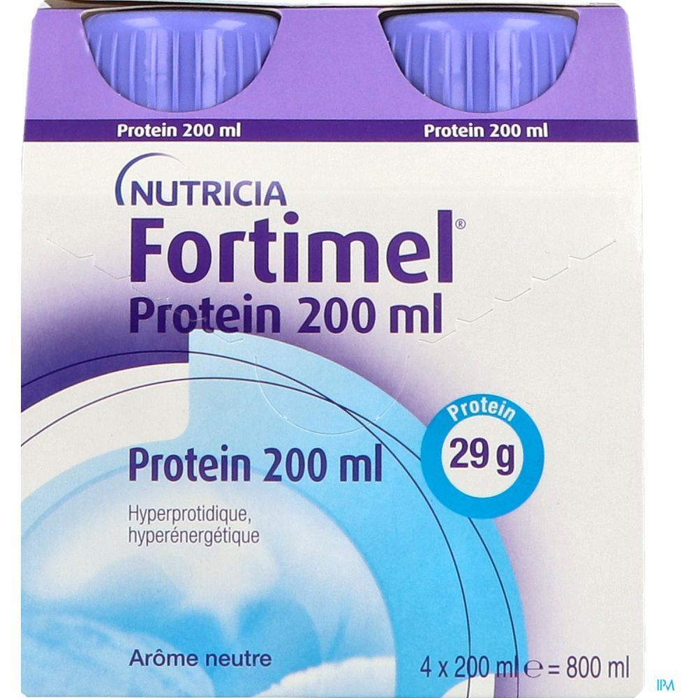 Emballage de quatre bouteilles Nutricia Fortimel Protein 200 ml. Inscription : Protéines 29g, hyperprotéique, hyperénergétique. Bouchons violets.