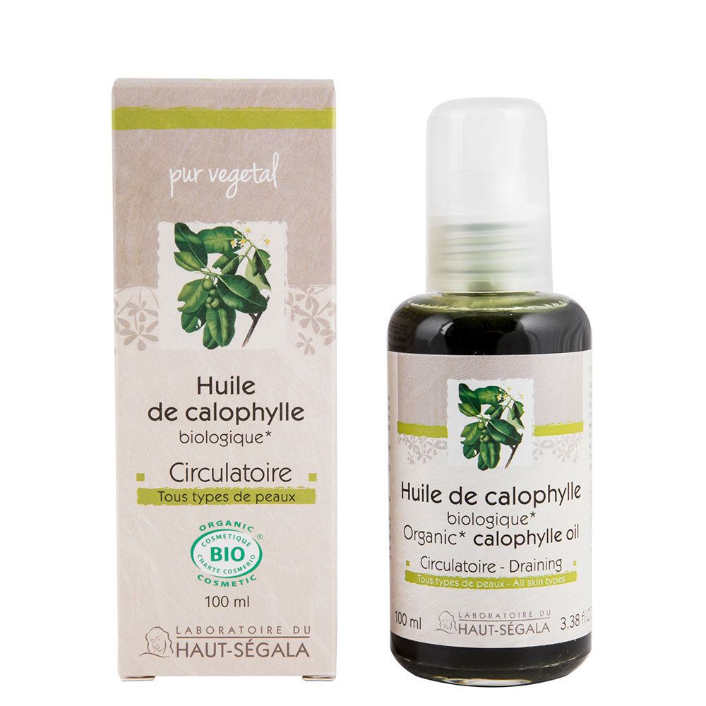 Calophyllumöl Bio-Flasche und -Verpackung. Label mit Text und Bio-Siegel. Flasche mit Sprühkopf.