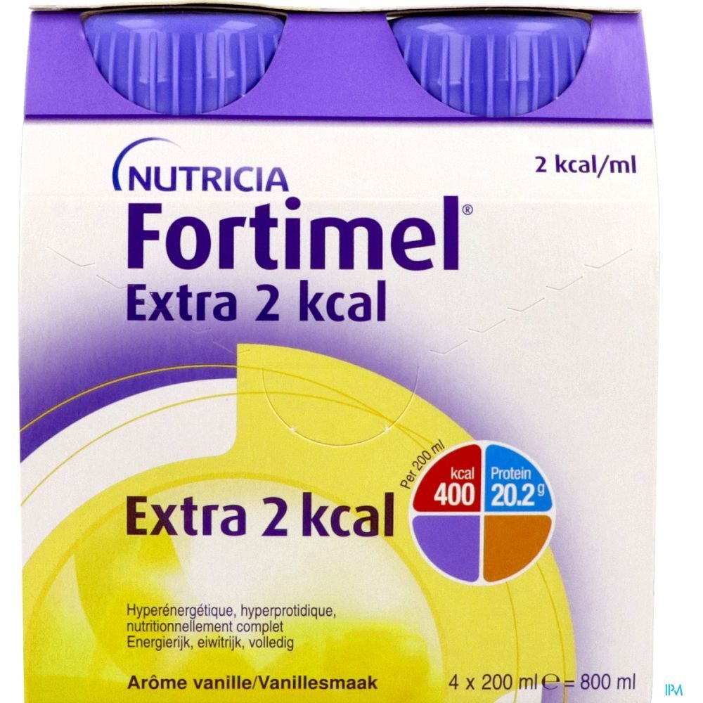 Emballage de quatre bouteilles. Inscription : Nutricia Fortimel Extra 2 kcal. 2 kcal/ml. Arôme vanille. Informations nutritionnelles.