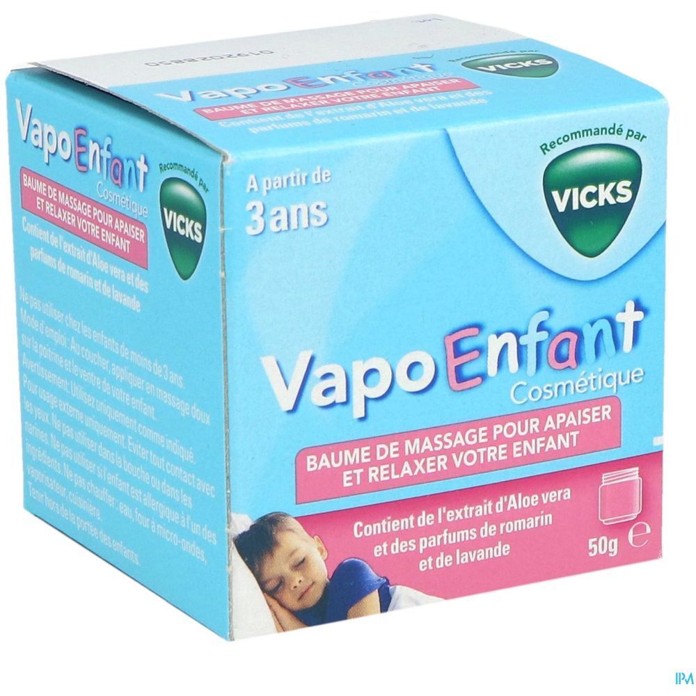 Boîte bleu clair. Inscription: VapoEnfant, Baume de massage. Recommandé par Vicks. 50g. Enfant dort.