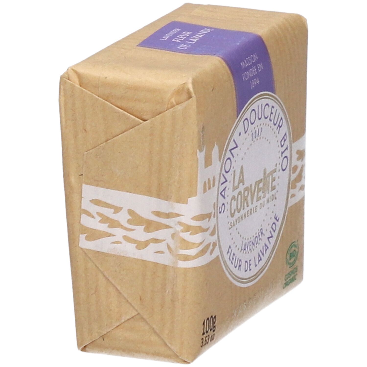 Savon emballé, vue oblique. Inscription: LA CORVETTE, Fleur de Lavande, certification bio.