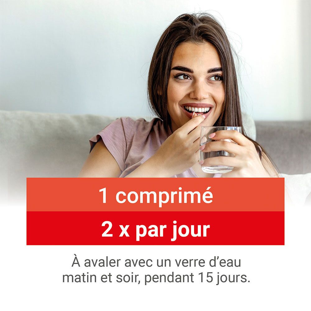 Femme prenant un comprimé avec de l'eau. Texte : 1 comprimé, 2 x par jour. À avaler avec de l'eau.