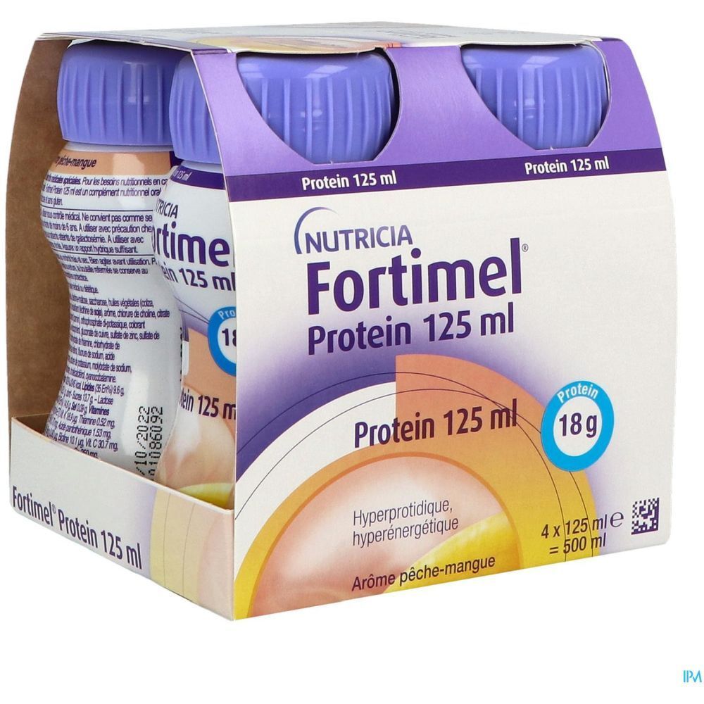 Emballage de quatre bouteilles Fortimel Protein 125 ml. Bouteilles partiellement visibles, bouchons violets, étiquette blanche.