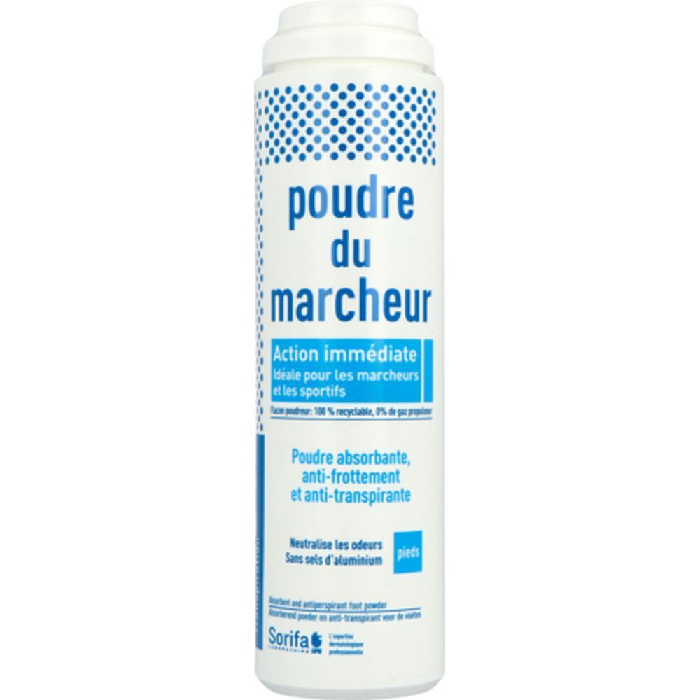 Witte cilindrische fles met blauwe opdruk. Tekst: Poudre du marcheur, Action immédiate, Poudre absorbante, anti-frottement.