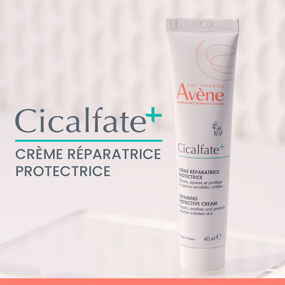 Tube blanc "Avène Cicalfate+". Texte: "Crème réparatrice protectrice".