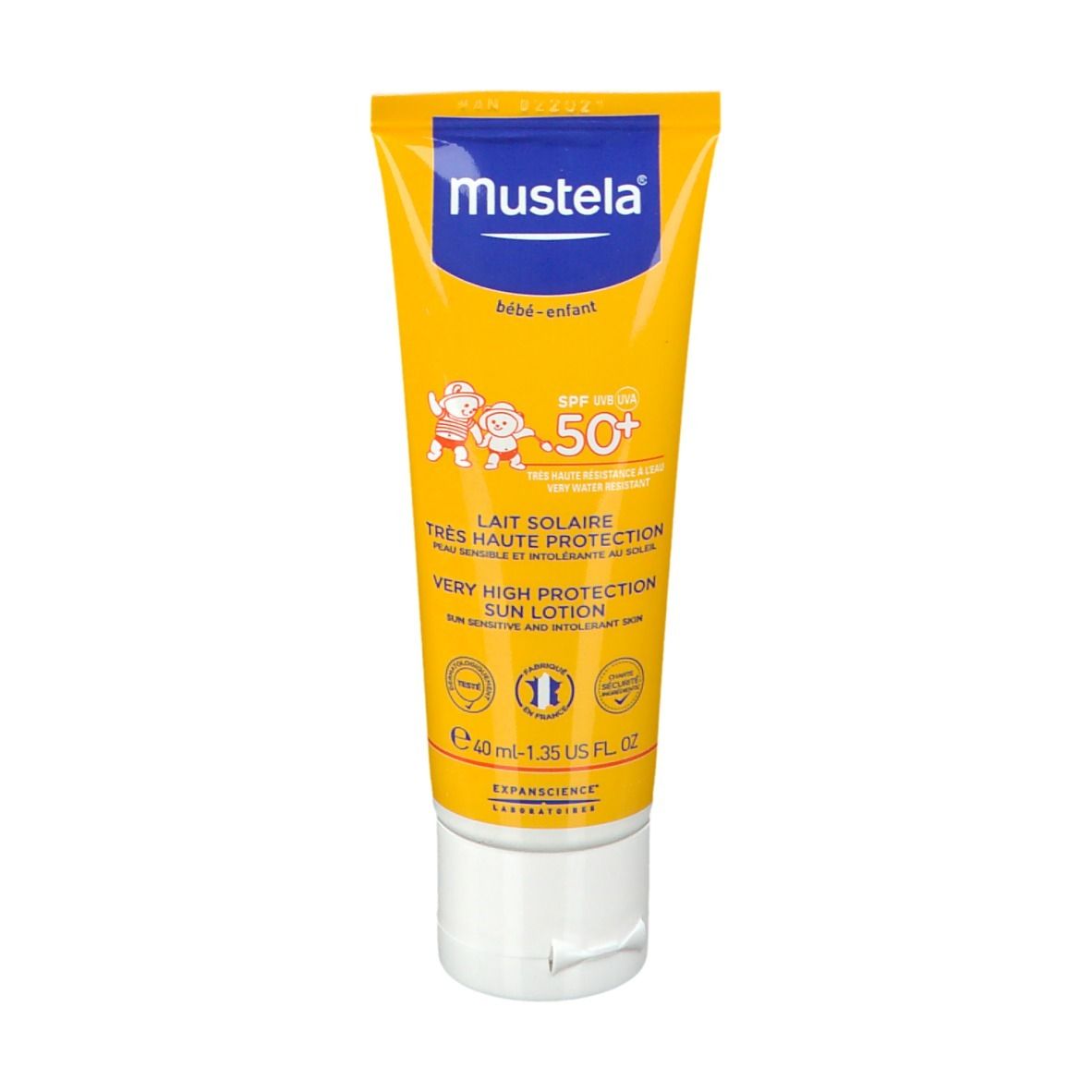 Tube jaune de crème solaire Mustela. Inscription bleue et jaune. LSF 50+. Pour bébés et enfants.