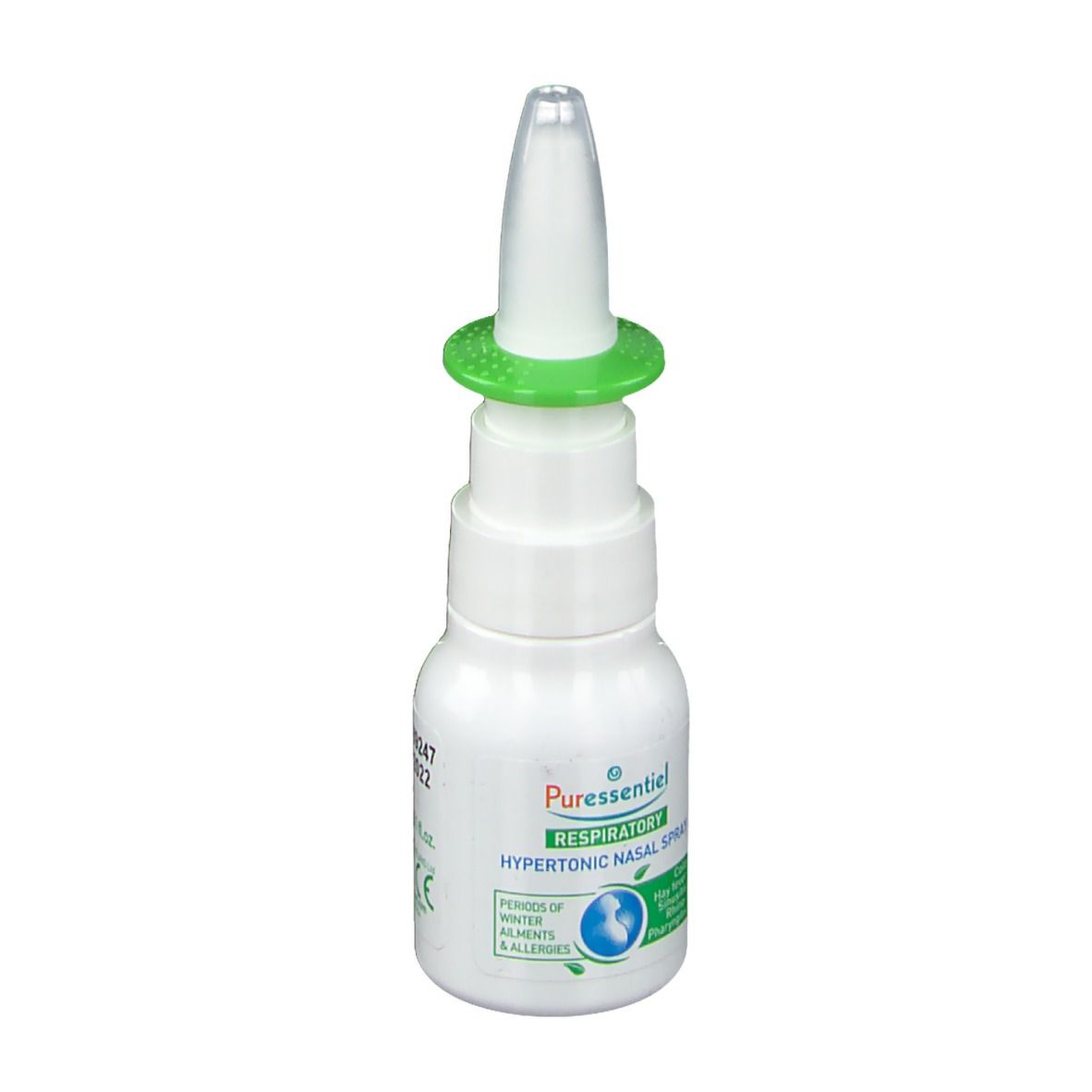 Spray nasal blanc, bague verte et embout. Inscription: Puressentiel Respiratoire Spray nasal hypertonique.