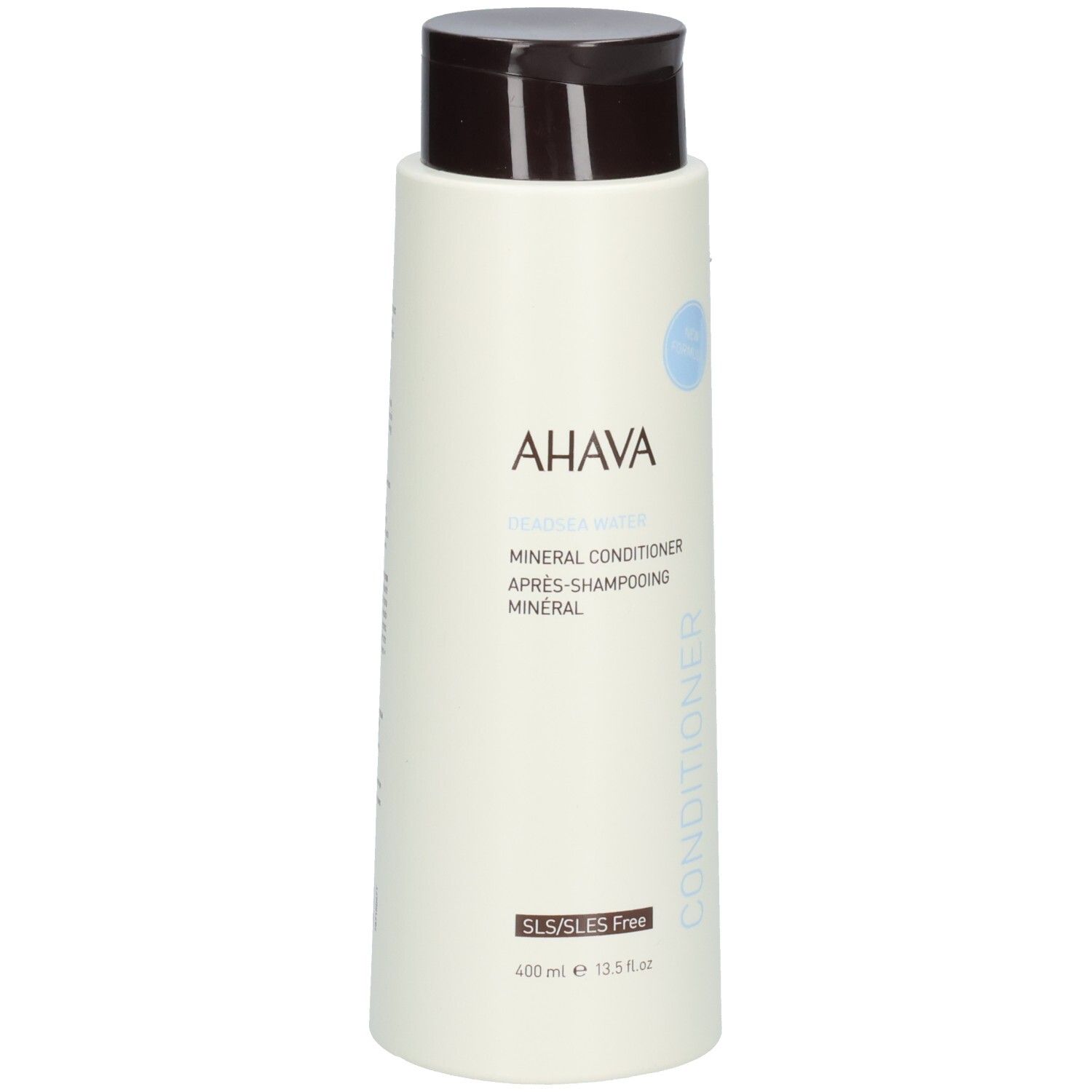 Beige Flasche mit braunem Deckel. Aufschrift AHAVA DEADSEA WATER Mineral Conditioner. SLS/SLES Free. 400 ml.